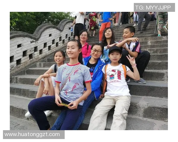 世界足坛巨星年龄差异对比看不同年代球员成长轨迹